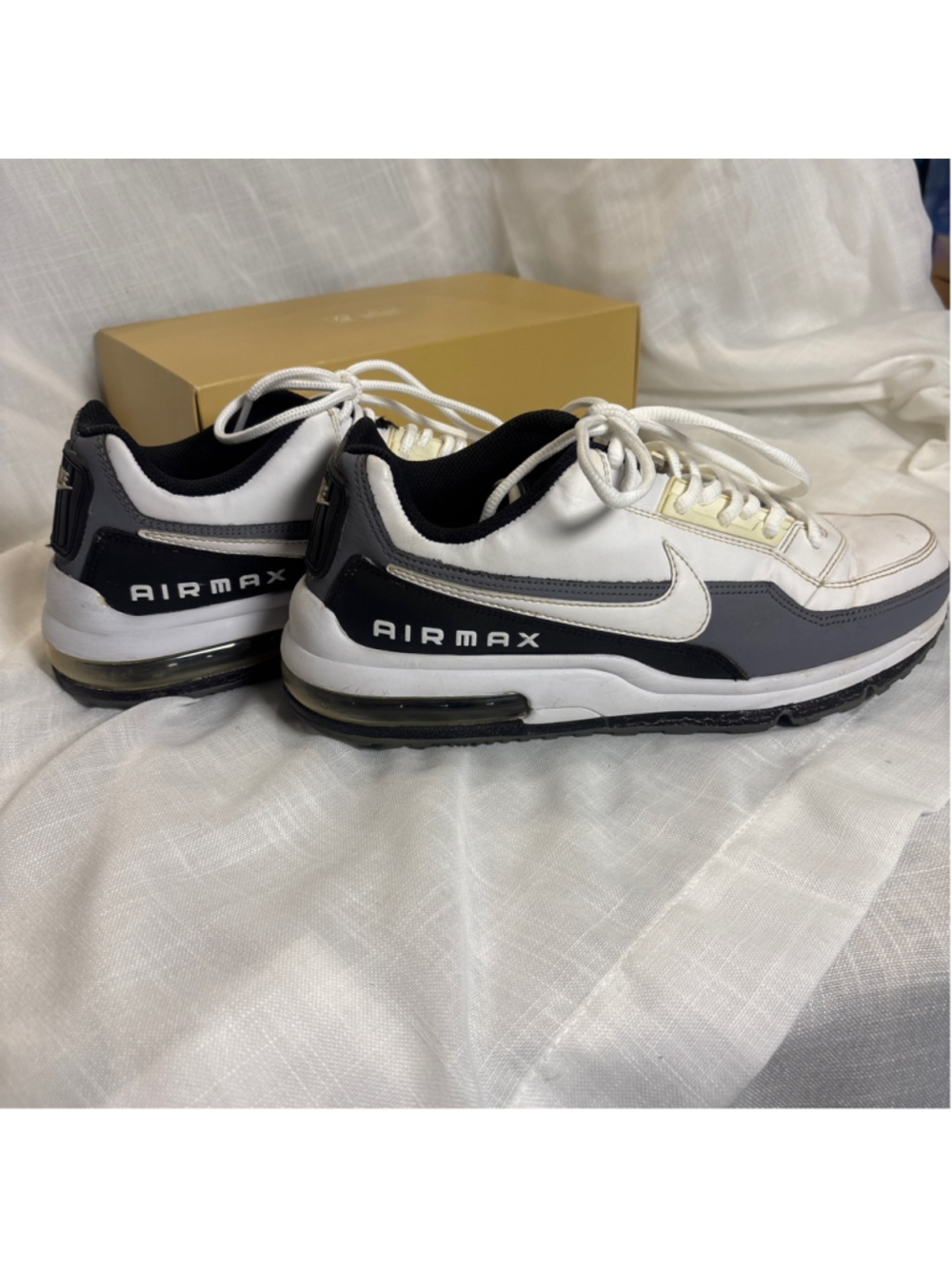 NIKE AIRMAX LTD 3 athletic shoes - Picture 4 of 10
